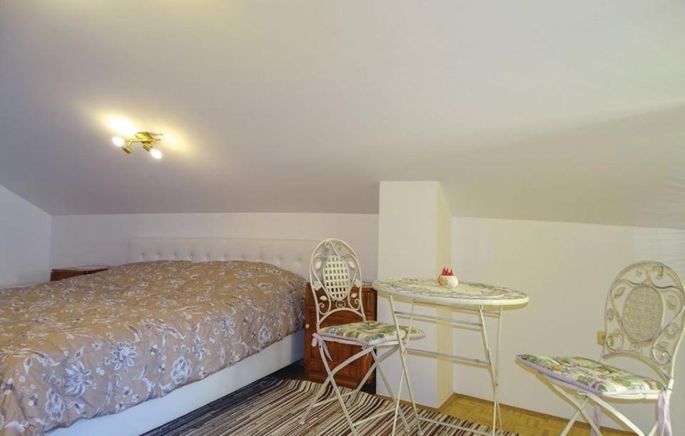 Apartmaji Cujez Recica ob Savinji Exteriör bild