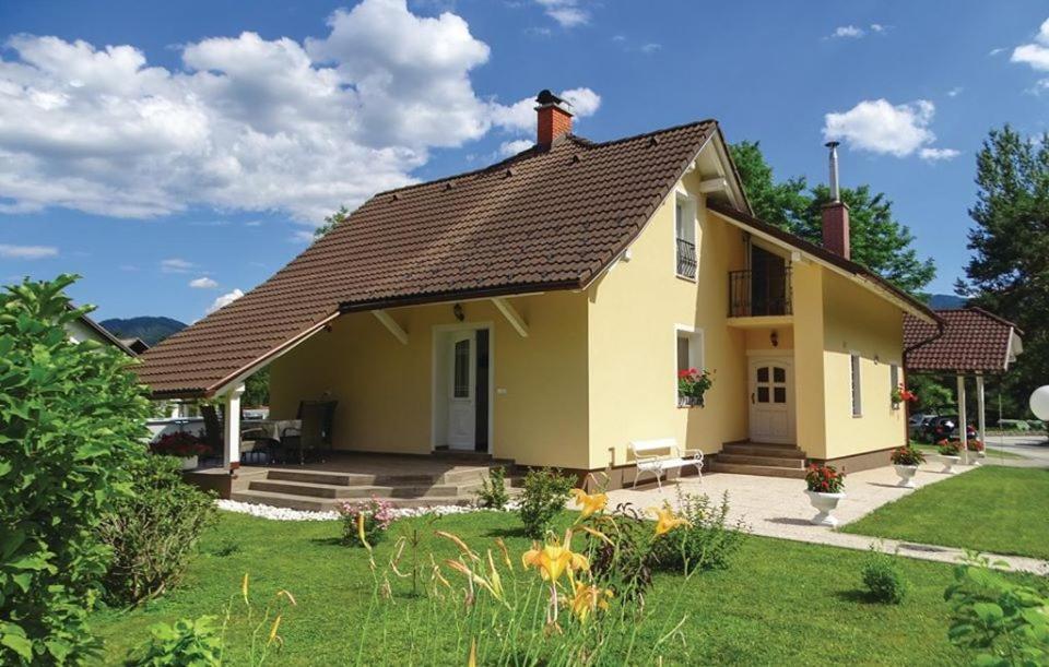 Apartmaji Cujez Recica ob Savinji Exteriör bild
